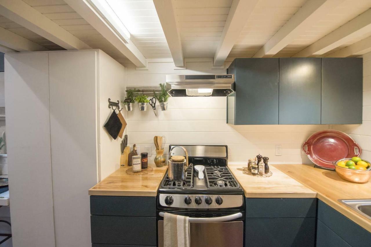 Montana Escape Elegant Tiny House In Waco Near Magnolia Villa ภายนอก รูปภาพ